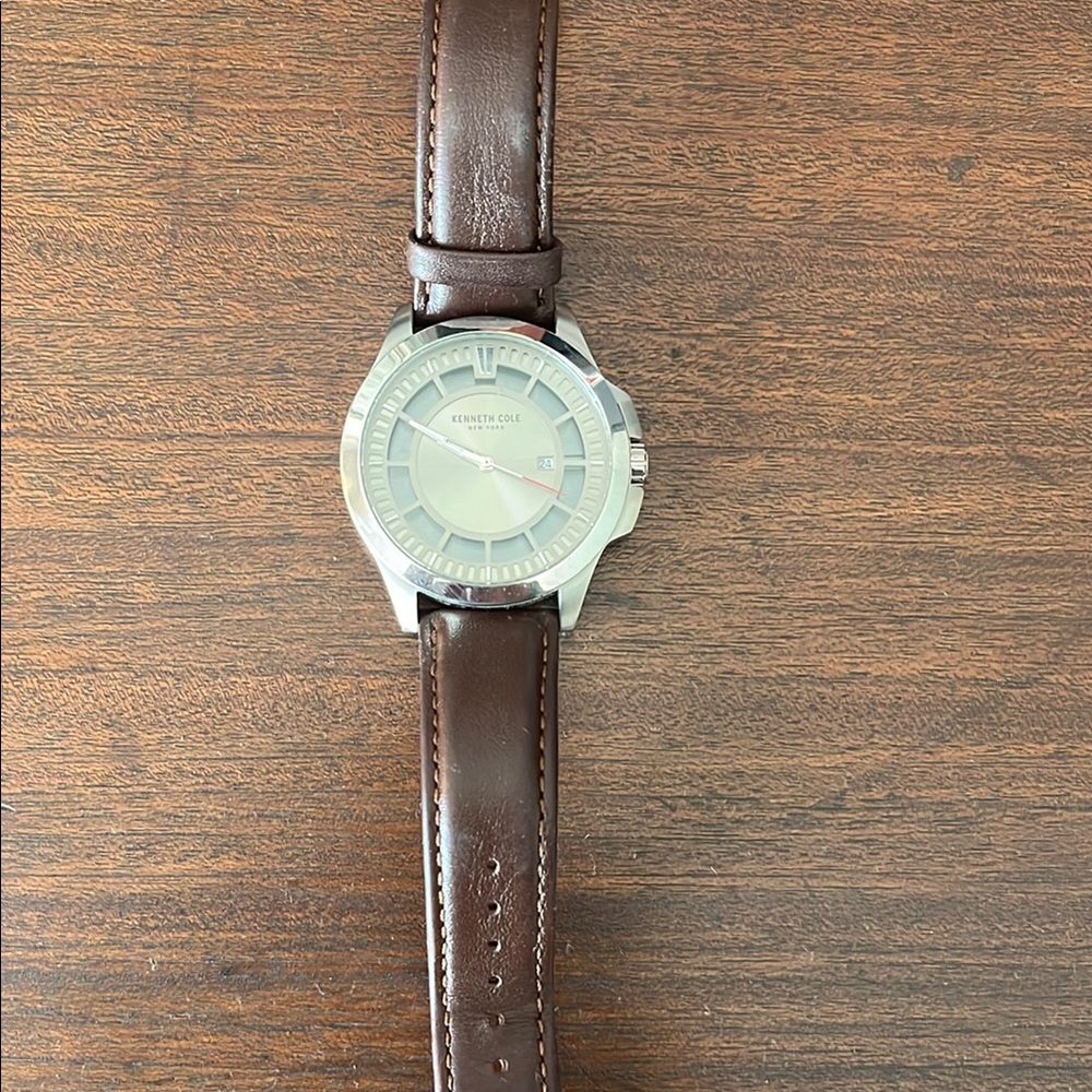 Used Kenneth Cole Men's Brown Leather Strap Watch